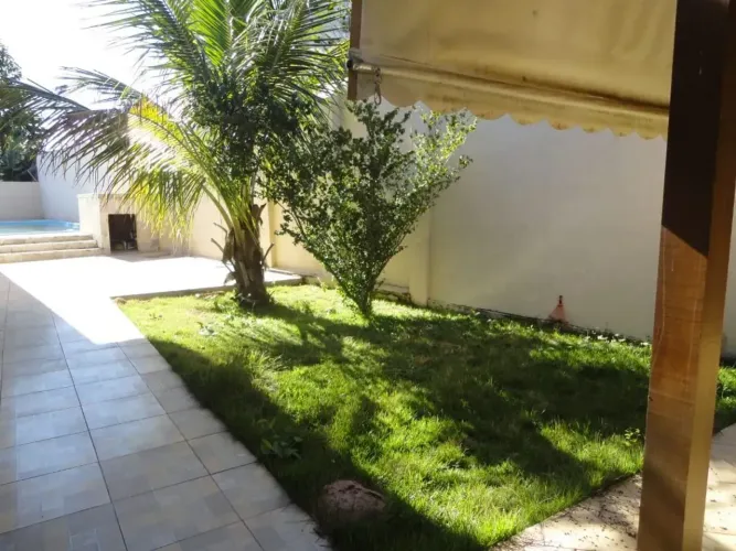 Sobrado com 4 dormitórios à venda, 200 m² por R$ 569.990,00 - Cidade Jardim - Taubaté/SP