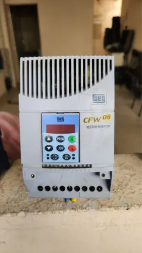 Inversor de frequência weg cfw-08