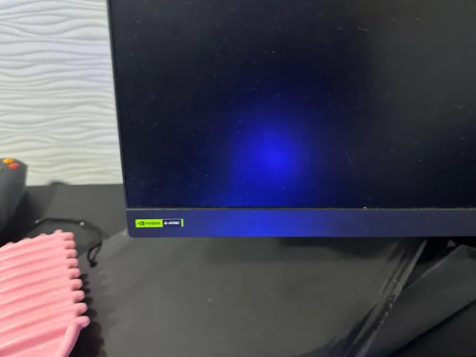 Monitor LG UltraGear 24? 180Hz ? Excelente estado