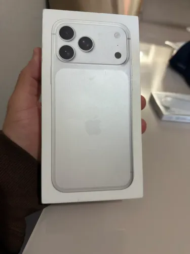 Oportunidade iPhone 17 pro Max 1 terá de memória