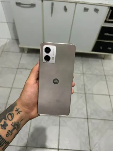 MotoG 53 Semi novo com algumas marcas de uso e funcionando perfeitamente