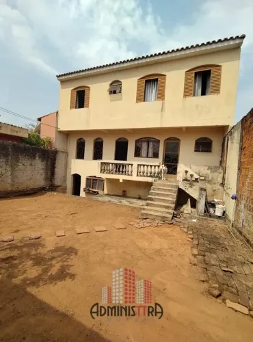 Casa - A Vila Hortência, em Sorocaba, é um ba