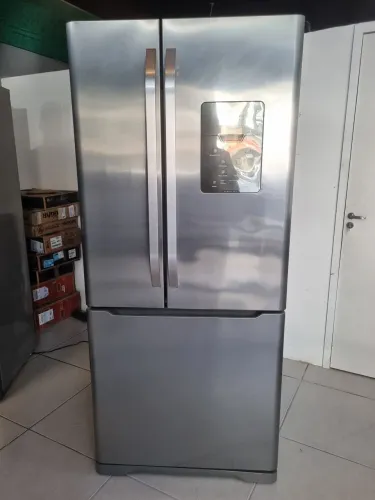 Geladeira Eletrolux sy by side 590 lts 3 portas