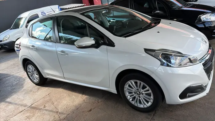 Peugeot 208 Allure 1.6 Flex 16V 5P Aut. 2018