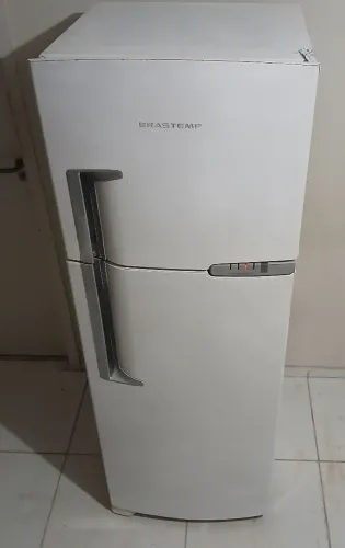 Geladeira exelente Brastemp Frost Free Única dona muito boa