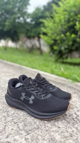 Tênis Esportivo Under Armour Tam: 41