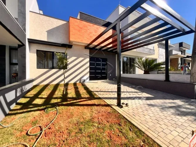 CASA TERREA COND. 3 QUARTOS - JARDIM - RESIDENCIAL
