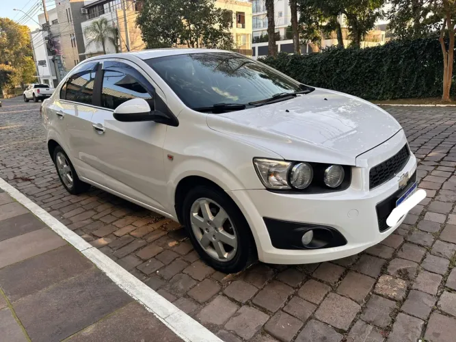 Chevrolet Sonic Sed. LTZ 1.6 16V Flexpower 4P Aut. 2014