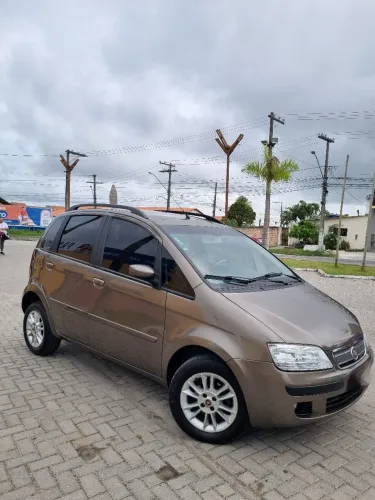 Fiat Idea ELX 1.4 MPI Fire Flex 8V 5P 2010
