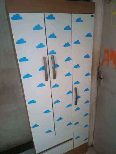 Guarda roupa infantil