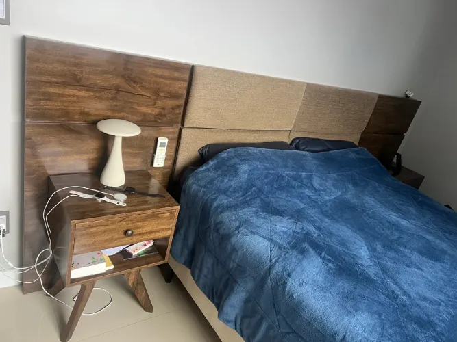 Vendo cabeceira e painel de tv