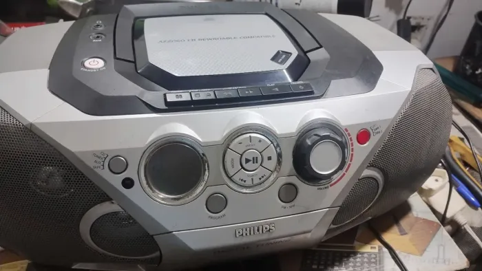 Vendo Rádio Philips Rádio Am FM CD