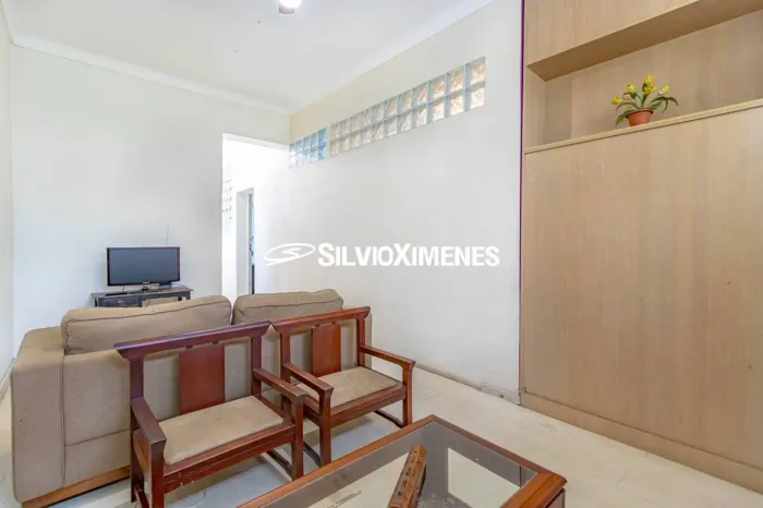 Residencial Casa no Prado com 285,00 (M²), 7 quartos e 2 vagas para Venda