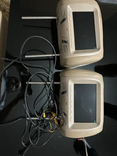 Par de encosto de cabeça com tela