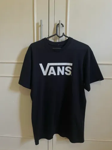 Camisa Vans (praticamente nova)