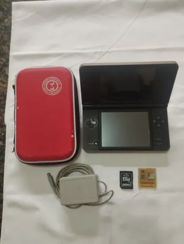 Console Nintendo ds xl perfeito + 7 jogos/case/cartão de memória