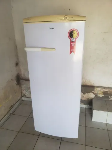 Geladeira cônsul 340litros 