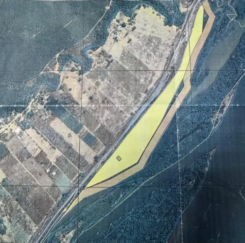 Imóvel para venda com 62000 metros quadrados em Pedra Corrida - Periquito - MG