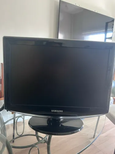 Monitor/TV Samsung 19? LN19A330 - com defeito!