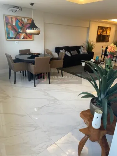 Open House vende Apartamento com 4 quartos frente Praia de Icarai