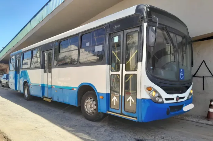 Ônibus Urbano 2010/2011 Mercedes Benz
