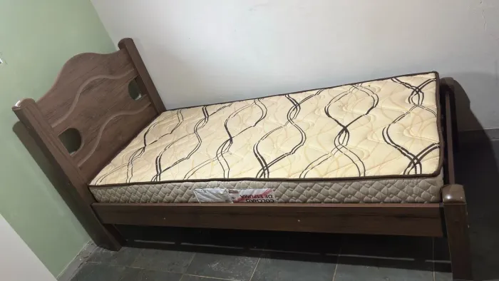 Cama + colchão