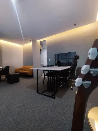 Alugo sala comercial com 39 m² no Jardim Goiás - Goiânia - GO