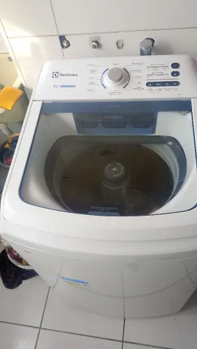 Vendo máquina de lavar roupa 14kg 900,00