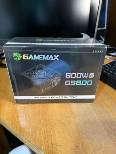 Fonte Gamemax GS600 600W - 80 Plus White