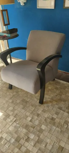 Duas poltronas para sala estar