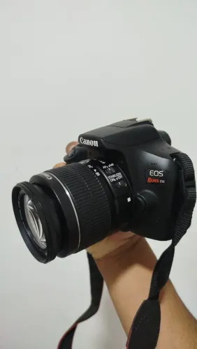 Canon T6 super conservada. Apenas venda