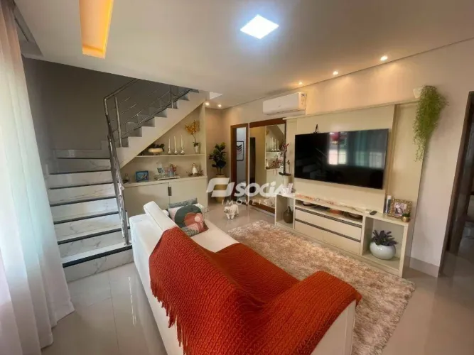 Casa com 3 dormitórios à venda, 130 m² por R$ 850.000,00 - Industrial - Porto Velho/RO