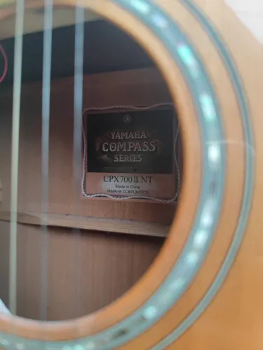 Violão Yamaha CPX 700 II NT (USADO)