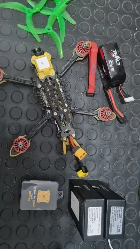Drone FPV 5 polegadas 6s + Bateria