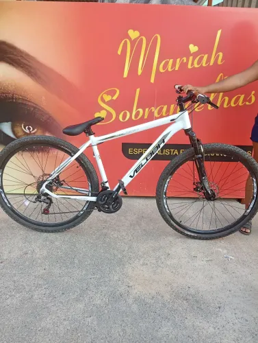 Bicicleta seme nova