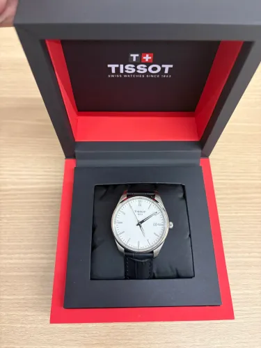 Tissot PR 100 couro 