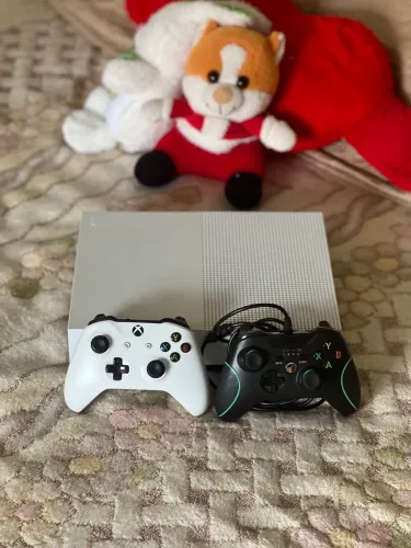 Xbox One S