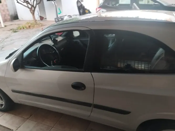 Chevrolet Celta 1.0/super/n.piq.1.0 MPFI VHC 8V 3P 2001