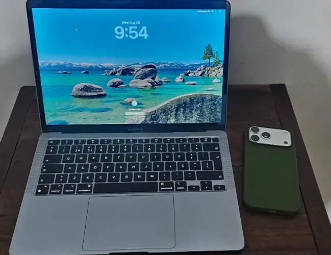 Macbook