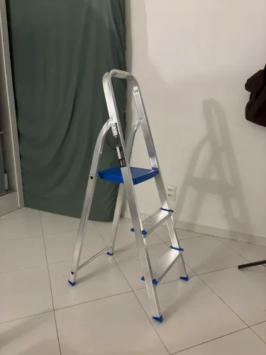 Escada domestica 64cm NOVA