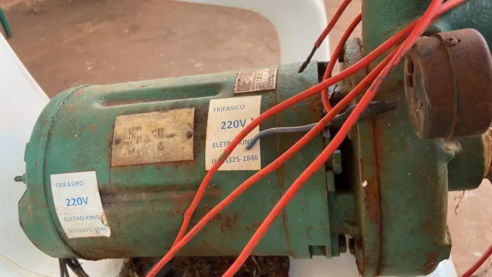 Bomba de água Trifásica