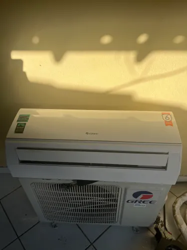 Ar condicionado Gree Split Wall 9000