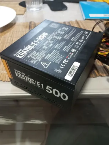 Fonte 500w RGB Kratos gandias