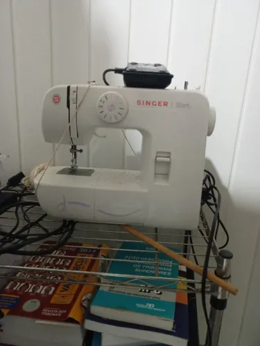 Vendo máquina de costura