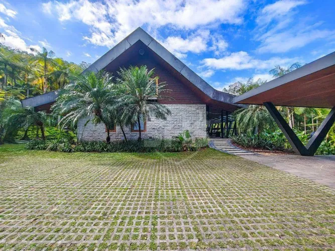 Casa com 3 dormitórios para alugar, 340 m² por R$ 20.000/mês - Centro - Pomerode/SC