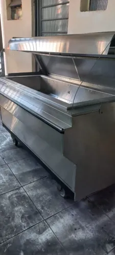 Balcão refrigerado 1.78 mts aço inox 110v em bom estado e com garantia 