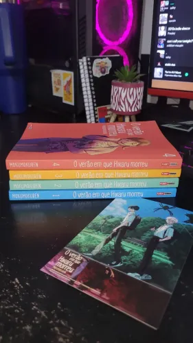 Kit 4 Mangás O Verão em que Hikaru morreu Vol 1, 2, 3 e 4.