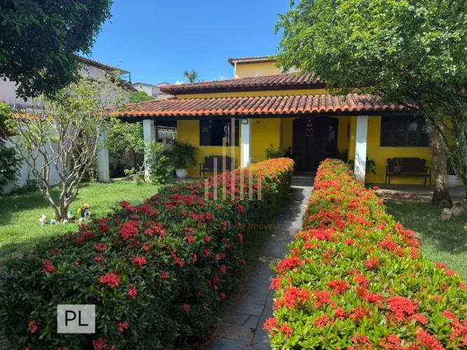 CASA RESIDENCIAL em SALVADOR - BA, PITUAÇU