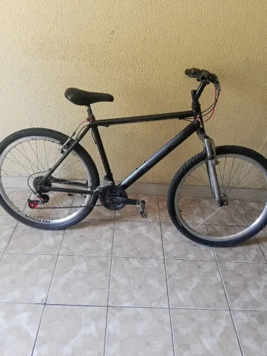 Bicicleta de alumínio 