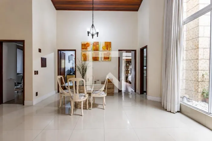 Casa à Venda - Cristo Redentor, 6 Quartos, 432 m2